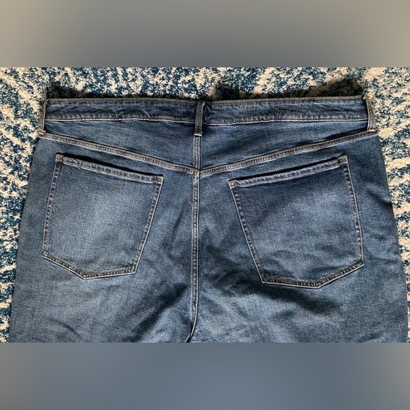 Old Navy Dark Blue High Rise O.G Straight Jean Shorts (NWOT) - Picture 9 of 9